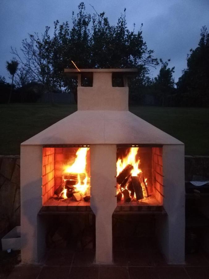 Villa Piscina Climatizada - Todo El Ano- Playa De La Nora-Chimenea- Barbacoa à Quintueles Extérieur photo